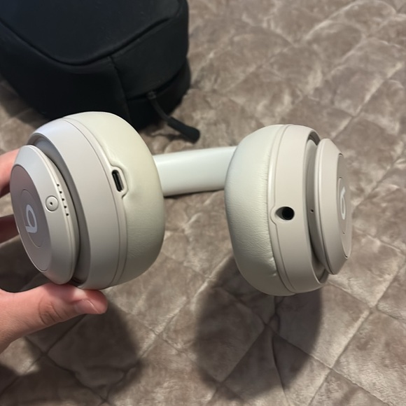 Beats Studio Pro Sandstone - Picture 4 of 7
